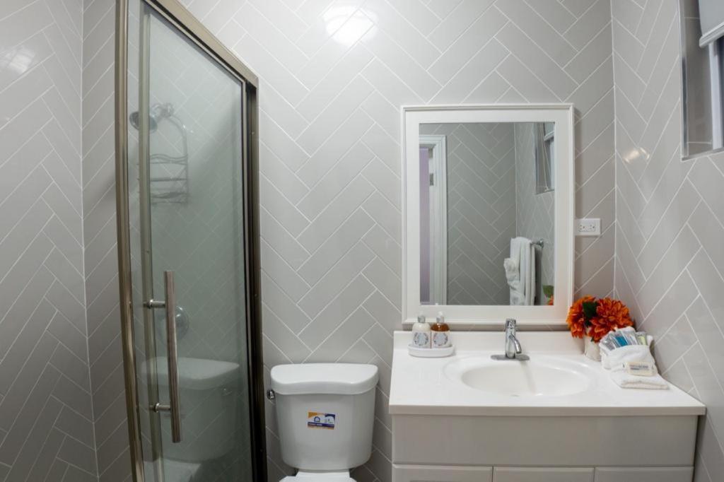 Soak'D Pineapple Villa Berrydale Zewnętrze zdjęcie